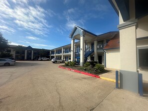 Exterior - Azul Inn Houston Hobby Airport (Houston)