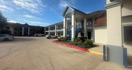 Azul Inn Houston Hobby Airport