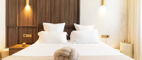 WiFi, bed sheets