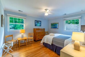 Silitysrauta/-lauta, internet, vuodevaatteet