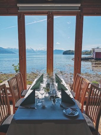 Outdoor dining. Fjordside Boathouse Hardanger