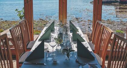 Fjordside Boathouse Hardanger