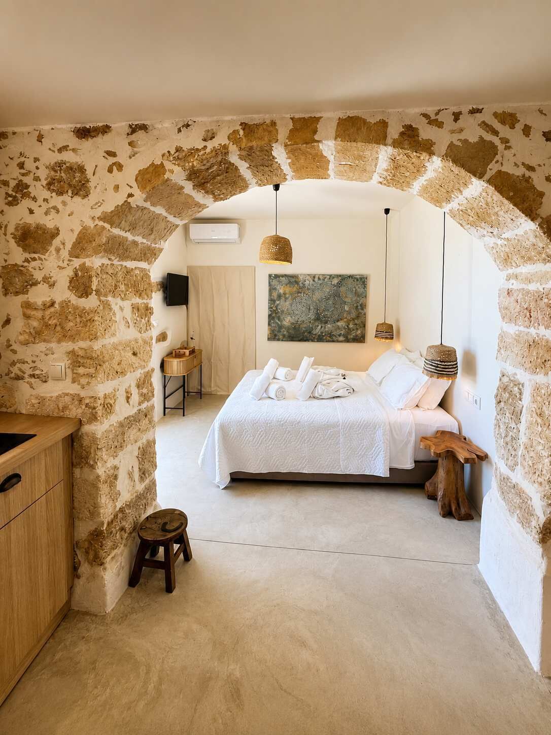 Travel cot, WiFi, bed sheets