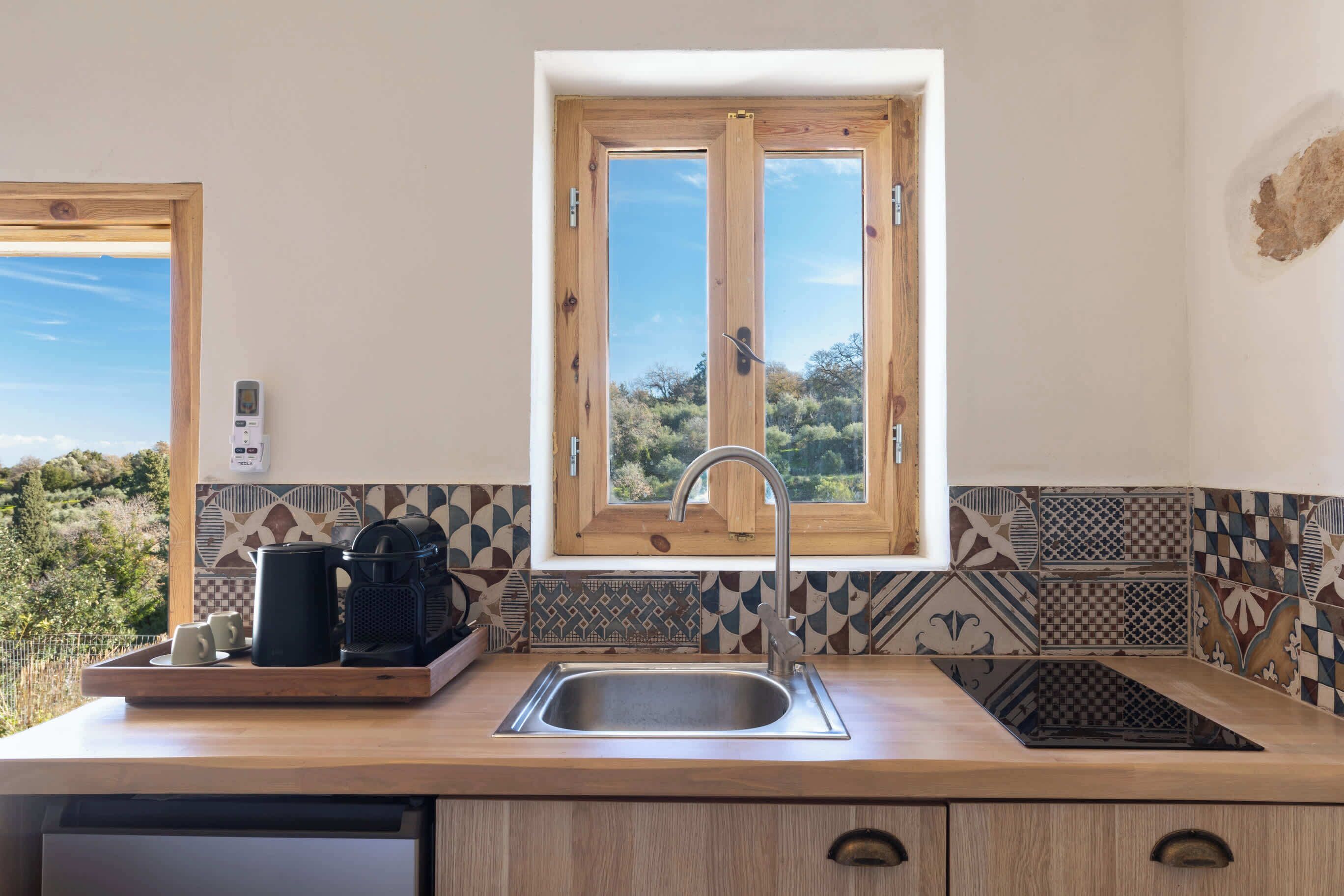 Wasserkocher mit Kaffee-/Teezubehör, Kochgeschirr/Geschirr/Besteck