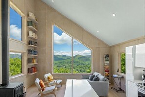 Interior - Modern Mountain Getaway Near Highlands, NC — Alinear Home (Scaly Mountain)