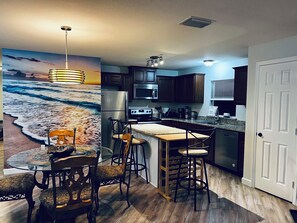 Private kitchen - Melbourne Serenity Retreat! (Melbourne)