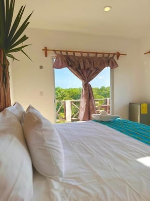 Desk, laptop workspace, free WiFi - Hotel Ich Ha Tulum - Adults Only  (Tulum)