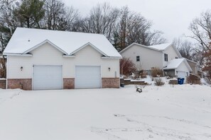 Exterior - New Owner Special > Sauna, Gym & Juice Bar (Wausau)