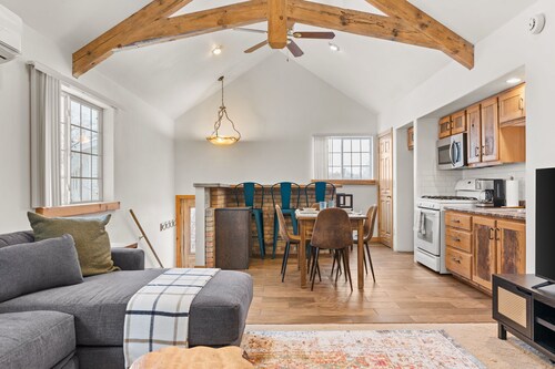 New Owner Special > Sauna, Gym & Juice Bar