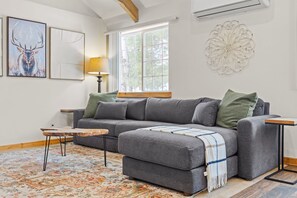 智能電視、電子遊戲