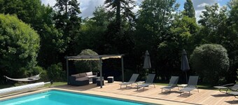 La Maison du Jardin - Domaine de France avec grande piscine et WI-FI