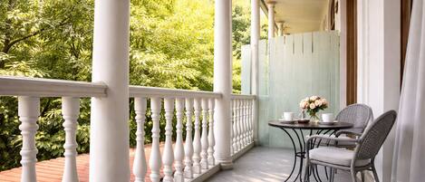 Chambre Double | Restauration extérieure