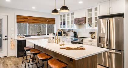 The Scribe&The Season~Library~Sauna~Cold Plunge