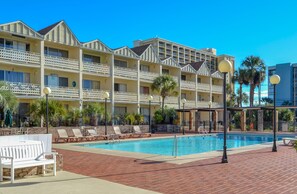 Exterior - St. John's Inn (Myrtle Beach)