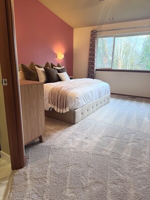 4 chambres, bureau, Wi-Fi gratuit, draps fournis