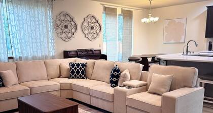 Lovely 4-bedroom house in Everett perfect for your getaway