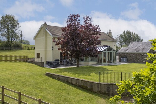 Escape to this beautifully refurbished farmhouse with private pool