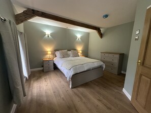 Cuna de viaje, Internet, ropa de cama y accesible en silla de ruedas