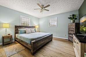 3 habitaciones, escritorio, tabla de planchar con plancha y wifi 