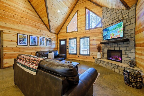 Smart TV, fireplace, books