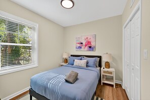 Bügeleisen/Bügelbrett, WLAN, Bettwäsche