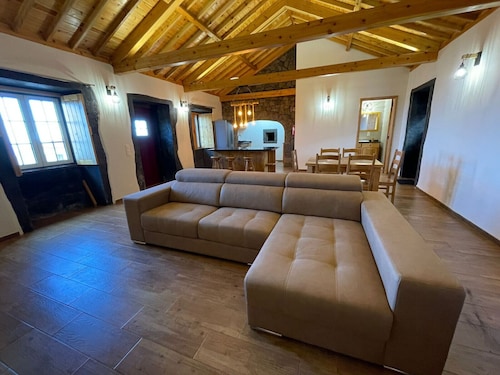 Casa R Stica in Serreta