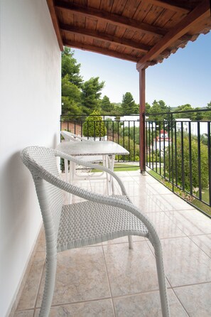 Terrace/patio - VILLA ALISSIA (Skiathos)