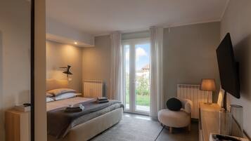 Bügeleisen/Bügelbrett, WLAN, Bettwäsche