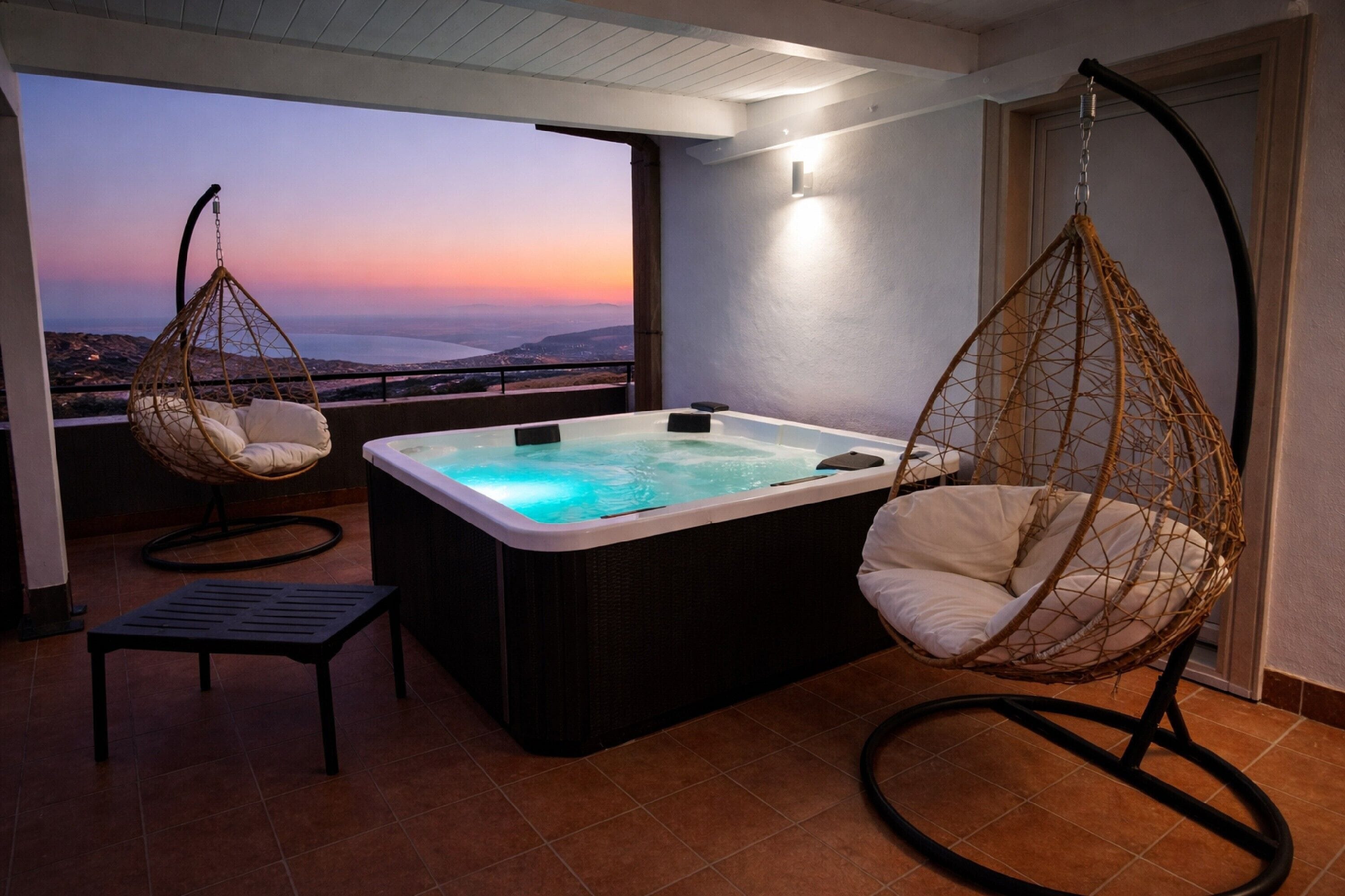Indoor spa tub