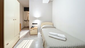 1 多间卧室、WiFi、床单