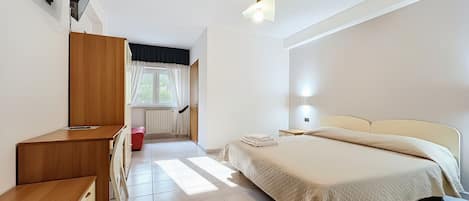 1 室のベッドルーム、WiFi、ベッドシーツ
