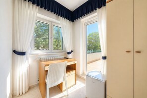 Interior - Bright B&B with Balcony - 349 - Santangelo - Pool (Monte Sant'Angelo)