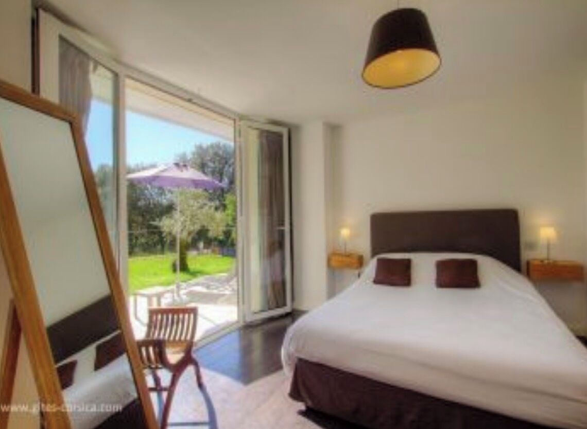 アイロン / アイロン台、WiFi、ベッドシーツ