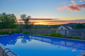 حمّام سباحة خارجي