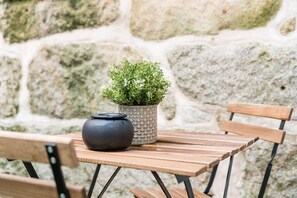 Outdoor dining - GuestReady - Studio in Porto (Porto)