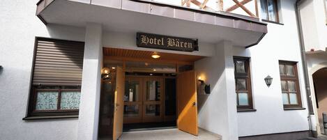 EntrĂ©e de lâhĂ©bergement