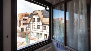 Double Room | In-room safe, desk, free WiFi