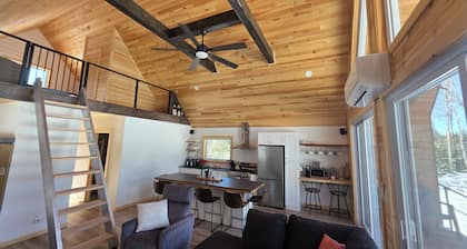 Off-grid cottage