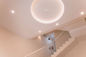 Reception hall - RubyHomeHue (Hue)