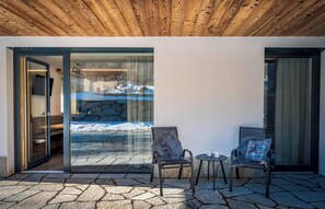 Terrace/patio - 'Genzianella Apartment' with Mountain View, Wi-Fi and Air Conditioning (Cavedago)