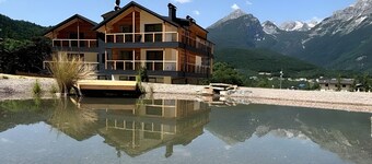 'Pino Mugo' Apartment with Mountain View, Wi-Fi and Air Conditioning