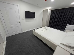 Standard Double Room | Blackout drapes, soundproofing, iron/ironing board, free WiFi - Zeynus Hotel Kadıköy (İstanbul)