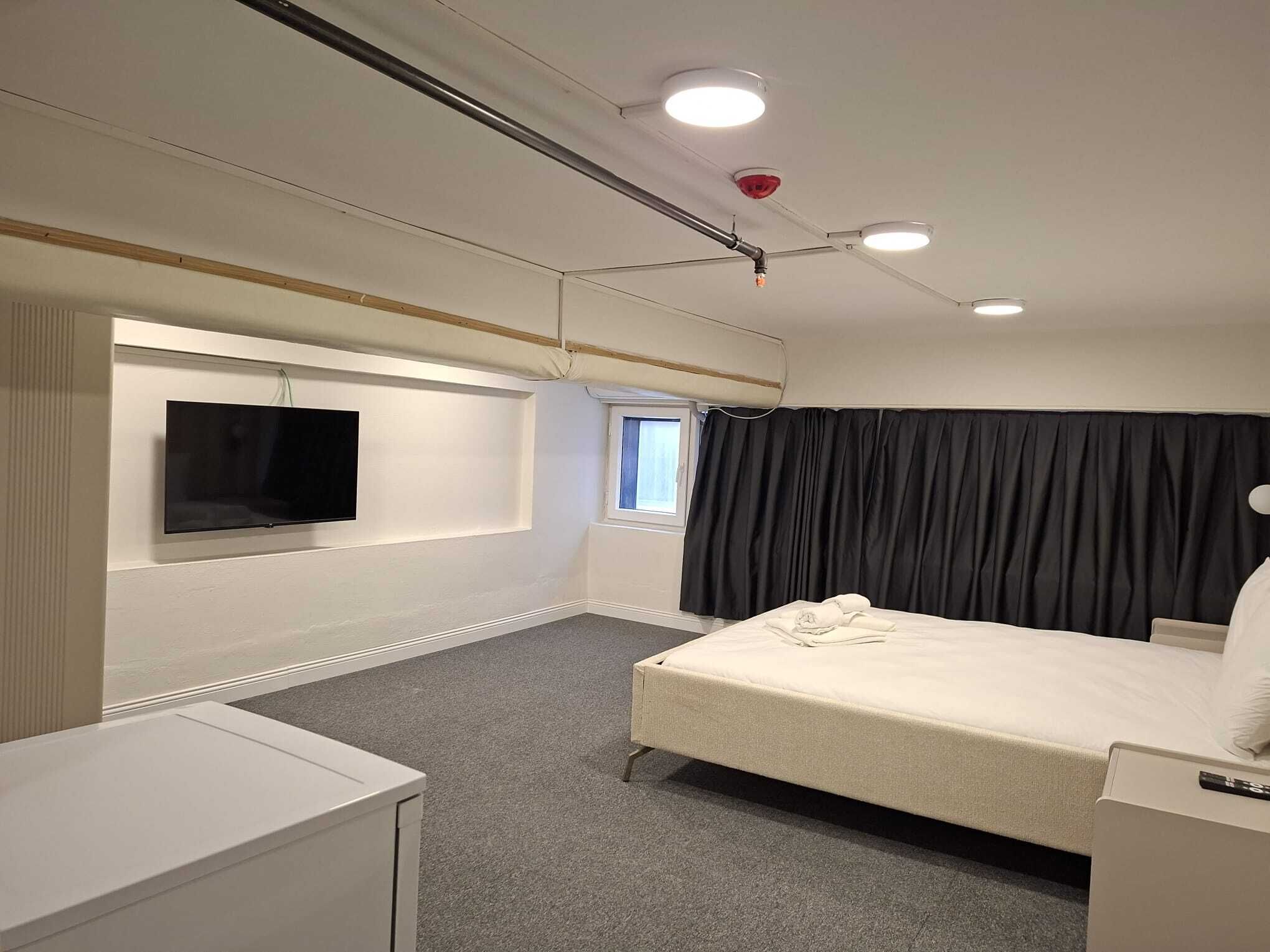 Habitación económica doble, no fumadores | Cortinas opacas y sistema de insonorización