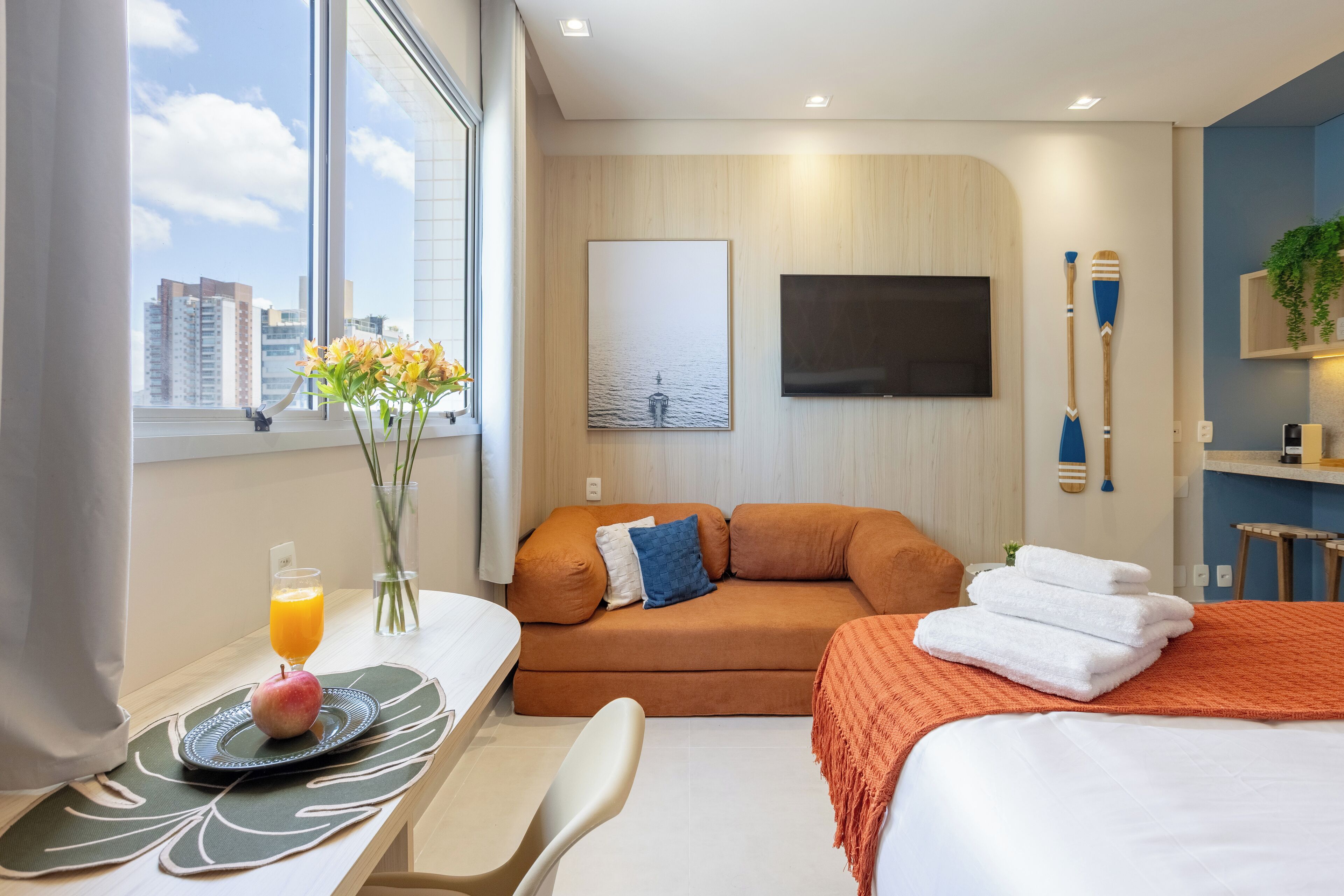 Apartamento Deluxe, cocina, vistas a la playa | Ropa de cama de alta calidad, wifi gratis, decoración individual