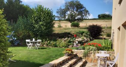 La Belle Étape Guest Rooms: Mountain Views in the Heart of Forez