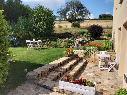 La Belle Étape Guest Rooms: Mountain Views in the Heart of Forez