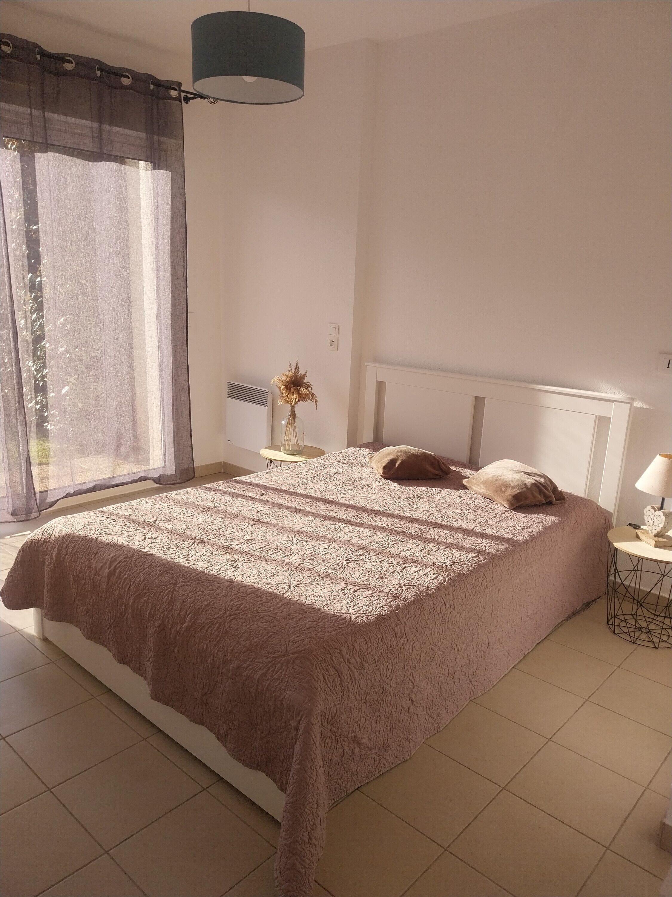 熨斗/熨衣板、WiFi、床单