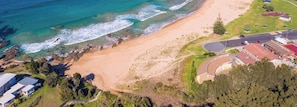 Beach - Spectacular Oceanfront Getaway in Malua Bay (Malua Bay)