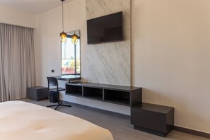 Bureau, espace de travail pour ordinateurs portables