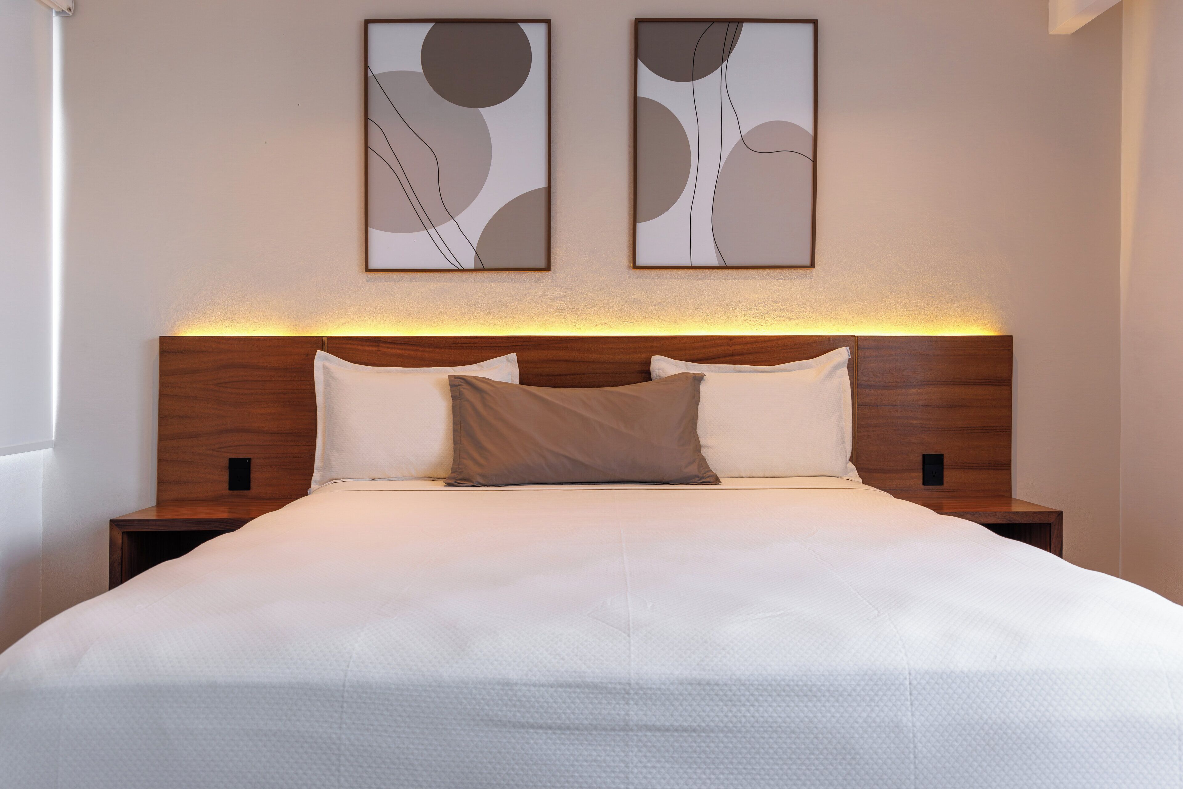 Superior Suite, City View